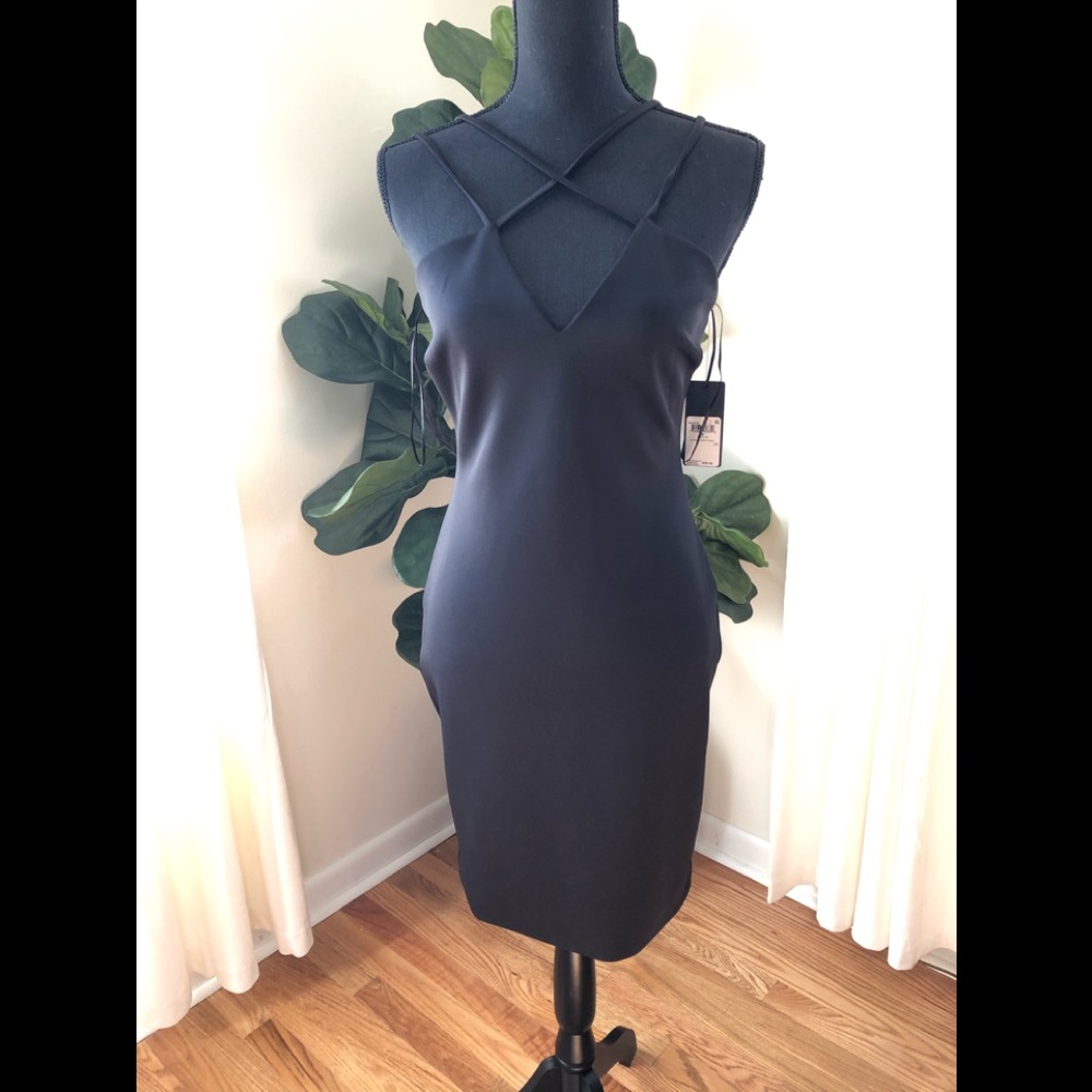 Guess NWT black criss cross front straps d…